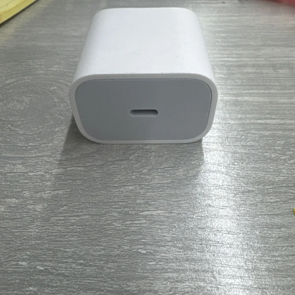 Apple Genuine OEM 20W Charger USB-C Power Adapter iPad iPhone 12/13/ 14/15 Pro